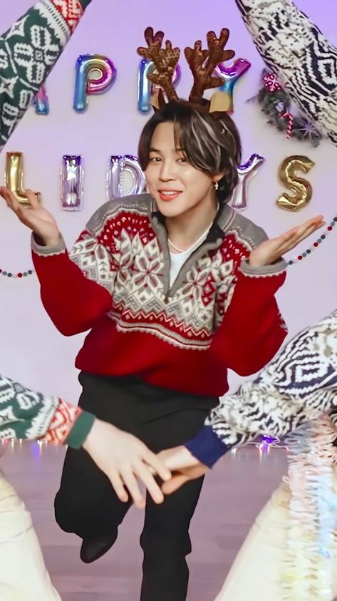 Bts Christmas, Wallpaper Christmas, Jimin Park, Bts Butter, Jimin Fanart, Park Jimin Cute, Jimin Wallpaper, Kpop Funny Bts, Boy Photography Poses