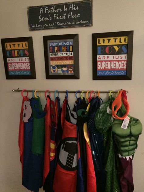 Super Hero Wall/Costume Storage Super Hero Costume Storage, Super Hero Storage Ideas, Superhero Toy Storage, Superhero Costume Storage, Hero Up Costume Wall, Kids Costume Storage Ideas, Costume Storage Kids, Costume Storage Ideas, Kids Costume Storage