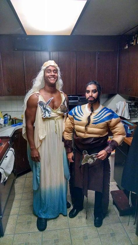 Khaleesi And Khal Costume, Khaleesi Costume, Halloween Costume Outfits, Halloween 2022, Daily Funny, Costume Outfits, Halloween Decoration, Halloween Ideas, Halloween Costume