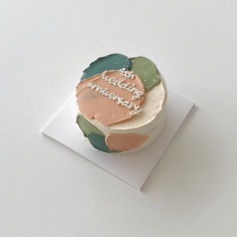 Simplistic Cakes, Minimal Cakes, Rodjendanske Torte, Minimalist Cake, Bento Cakes, Pastel Cakes, Korean Cake, Simple Cake Designs, Funny Birthday Cakes