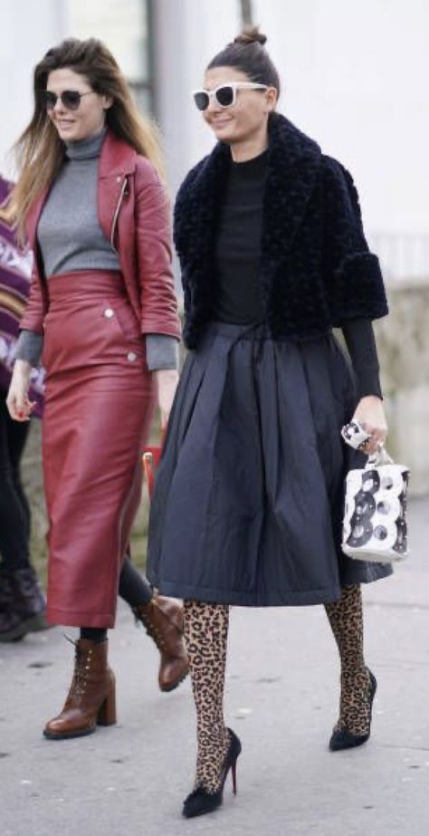 Giovanna Battaglia Engelbert, Tights Outfits, Fall Fashion Skirts, Chic Autumn, Giovanna Battaglia, Dramatic Style, Paris Photos, Fashion People, Giambattista Valli