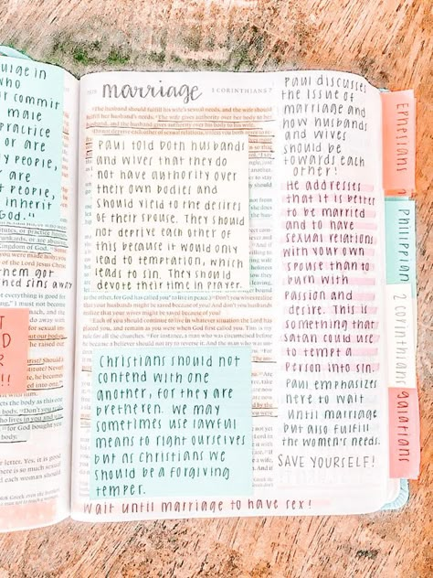 Bible Post It Notes, Note Taking Bible Ideas, Bible Drawings Doodles, Bible Notes Ideas How To Take, Bible Bullet Journal Ideas, Bible Journaling Ideas Notebooks Layout, Bible Decorations Ideas, Aesthetic Bible Notes, How To Take Notes In Your Bible