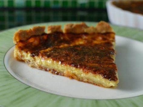 Swedish Bread, Cheese Pie Recipe, Swedish Cuisine, Finnish Recipes, Swedish Dishes, Norwegian Food, Cheese Pie, Scandinavian Food, Cheese Pies