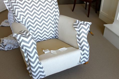 Amy's Casablanca: Quick and Easy Upholstery! Custom Slipcovers, Reupholster Chair, Reupholster Furniture, Upholstery Diy, Chair Makeover, Diy Chair, Chair Upholstery, Furniture Upholstery, Maple Leafs