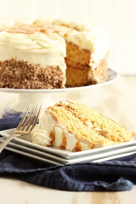 Kentucky Bourbon Butter Cake with Cream Cheese Frosting and Salted Caramel Sauce - The Suburban Soapbox Bourbon Butter Cake, Bourbon Butter, Bourbon Cake, Butter Cakes, Kentucky Butter Cake, Derby Pie, Bourbon Recipes, Cake With Cream Cheese Frosting, Kentucky Bourbon