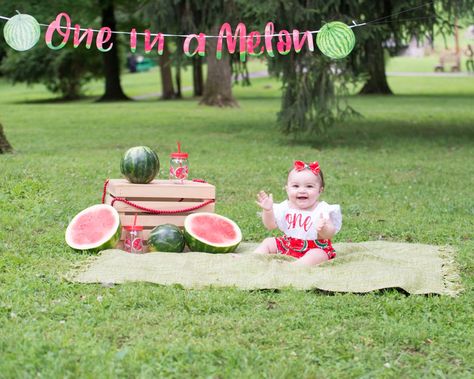 One In A Melon Watermelon Smash Cake Photoshoot, One In A Melon Cake Smash, One In A Melon Cake Smash Photoshoot, Watermelon 1st Birthday Photo Shoot, You’re One In A Melon, 1st Birthday Photoshoot, Smash Cake, One In A Melon, Outdoor Photoshoot