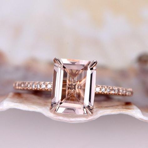 Morganite Engagement Ring Rose Gold, Pink Morganite Ring, Rose Gold Diamond Ring Engagement, Peach Morganite, Rose Gold Morganite, Engagement Ring Rose Gold, Gold Beauty, Gold Diamond Wedding Band, Morganite Engagement