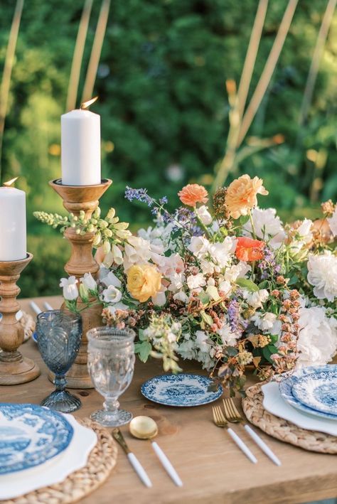 Blue China Table Setting, Blue Gingham Table Setting, Blue China Wedding Decor, Wildflower Wedding Tablescape, Blue Plates Table Setting, Blue And White China Wedding, Wildflower Table Setting, Blue China Wedding, Spring Wedding Table Settings