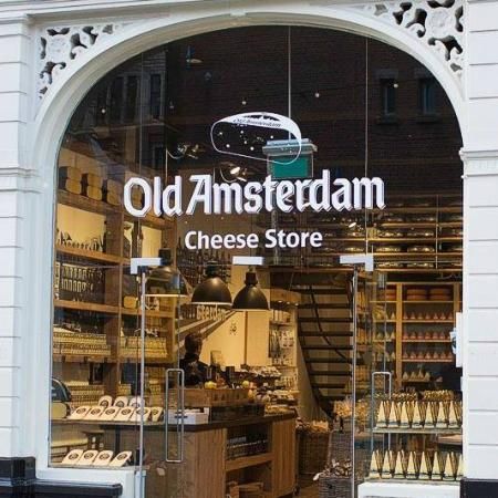 Old Amsterdam Cheese, Amsterdam Cheese, Cheese Store, North Holland, Wine And Cheese, Cheese Tasting, Cheese Shop, Amazing Recipes, Cafe Interior