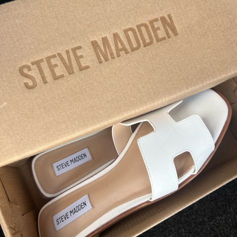 Steve Madden Hayden white leather women’s sandals Sandals Brands, Steve Madden Shoes, White Leather, Steve Madden, Leather Women, Sandals, Brand New, Best Deals, Leather