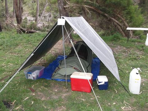 Tarp under swag Swag Setup Camping, Swag Camping Set Ups, Camping Setup Ideas, Camping Setup, Swag Ideas, Camping Set Up, Backcountry Camping, Camping Set, Survival Camping