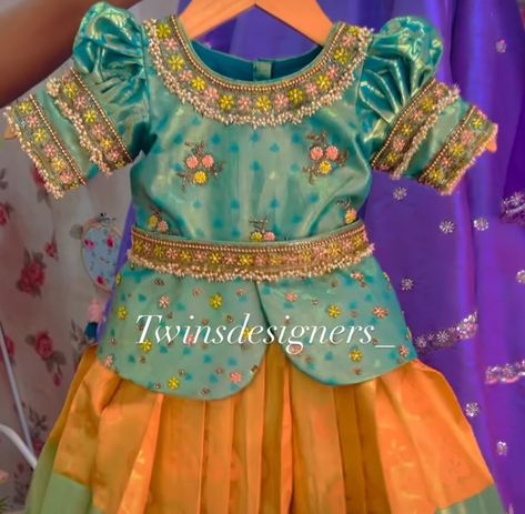 Pattu Pavadai Kids Blouse Designs Maggam Work, Kids Maggam Work Blouses, Traditional Baby Dresses, Pattu Pavadai Designs, Indian Dresses For Kids, Pavadai Sattai, Cotton Frocks For Kids, Pattu Pavadai