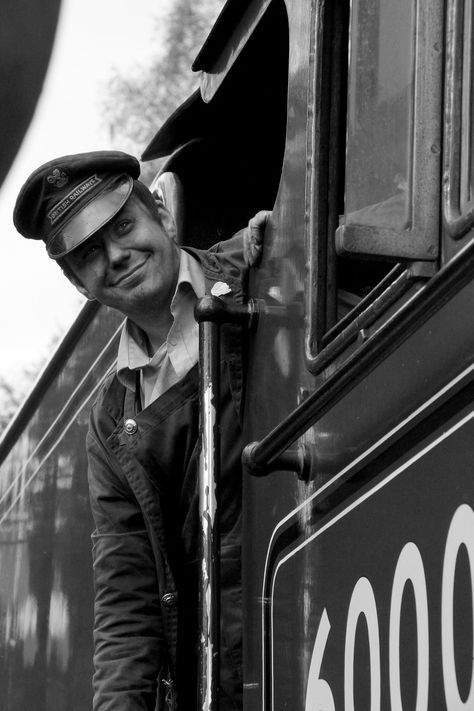 Andrew Lancaster Steam train driver black and white 1 Gothic Country, Train Story, Orsay Museum, Train Driver, Train Engineer, Train Conductor, Steam Engine Trains, Steam Railway, Rail Transport