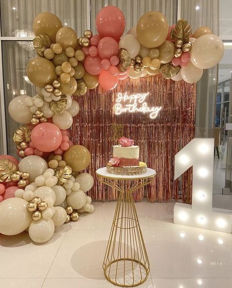 Sweet 16 Party Decorations, 18th Birthday Party Themes, Birthday Party Decorations For Adults, Sweet Sixteen Birthday Party Ideas, 18th Birthday Decorations, 16th Birthday Decorations, 1st Birthday Girl Decorations, Sweet 16 Decorations, Glow Birthday