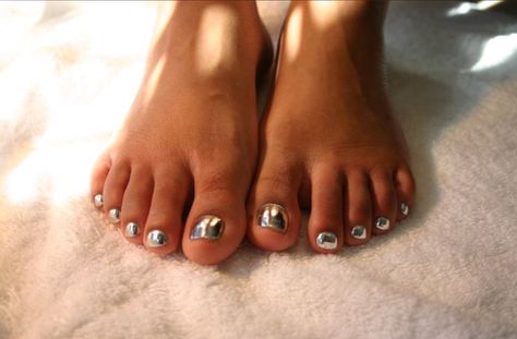 Chrome silver minx pedicure #cosmospalounge #nailart #handpainted #minx #chrome #pedicure Silver Pedicure, Chrome Pedicure, Spa Lounge, Natural Nail Care, Best Nail Salon, Chrome Silver, Top Nail, Gold Chrome, Chrome Nails