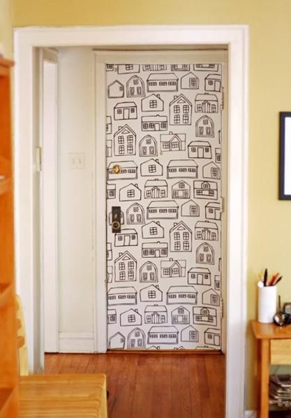 painted interior doors ideas | interior door decorating ideas, interior paint colors and decoration ... Pintu Interior, York Christmas, Home Decor Hacks, Temporary Wallpaper, Christmas Outdoor, Diy House Projects, Decoration Inspiration, Christmas 2020, Cool Diy Projects