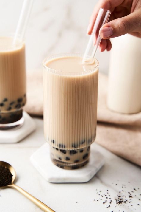 Honeydew Milk Tea, Oolong Milk Tea, Green Tea With Milk, Milk Tea With Boba, Kawaii Cafe, Gluten Free Mug Cake, Vegan Breakfast Casserole, Bubble Tea Straws, Royal Milk Tea