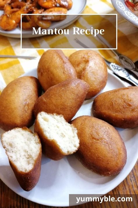 Did you look up fried mantou recipe only to find the instructions to be, “Buy ready-made frozen mantou buns and deep fry them,”? Yeah, me too. That is why I made this fried mantou recipe for you. It will walk you through every step (pictures included) so you can make mantou buns from scratch at home. Mantou buns are soft steamed or fried buns that are light and fluffy on the inside and crispy on the outside. Delicious and completely VEGAN. Mantou Buns, Mantou Recipe, Fried Buns, Sweet And Sour Prawns, Steam Buns Recipe, Low Fodmap Diet Recipes, Crab Dishes, Fodmap Diet Recipes, Baking Buns