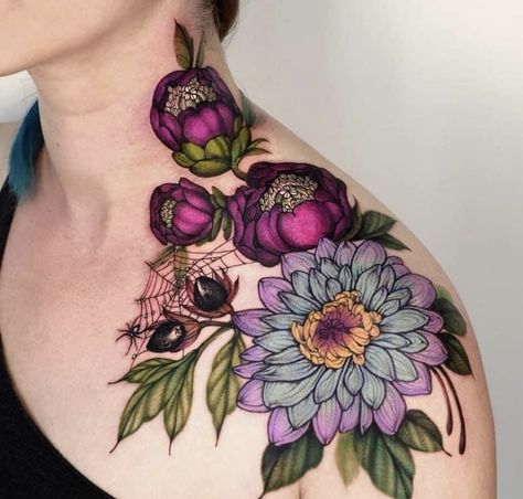 Nightshade Berries, Jagua Henna, Abstract Tattoos, Express Emotions, Floral Tattoo Sleeve, Thigh Tattoos, Gorgeous Tattoos, Tatuaje A Color, Botanical Tattoo