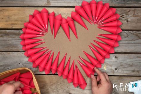 Paper Cone Heart Heart Craft, Origami Bookmark, Heart Shaped Wreaths, Cone Christmas Trees, Paper Cones, Crafts For Seniors, Heart Crafts, Paper Heart, Paper Hearts