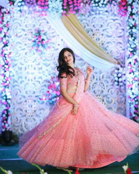 Shopzters | 34 Awe-inspiring Lehengas From The Latest Collection Of Mrunalini Rao Mrunalini Rao, Pink Bridal Lehenga, Client Diaries, Indian Wedding Gowns, Pengantin India, Bridal Lehenga Designs, Half Saree Lehenga, Gown Party Wear, Lehnga Dress