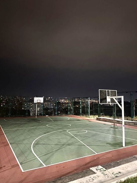 Michael Christ, Basketball Vibes, Michael Crist, Basketball Aesthetic, Devils Night Series, Ball Aesthetic, Basketball Photography, Basketball Wallpaper, Devils Night