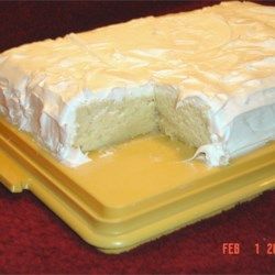 Heavenly White Cake - Allrecipes.com Easy White Cake Recipe, Almond Wedding Cakes, Dessert Cakes, White Cake Recipe, White Cakes, Wedding Cake Recipe, White Frosting, Almond Flavor, Favorite Dessert