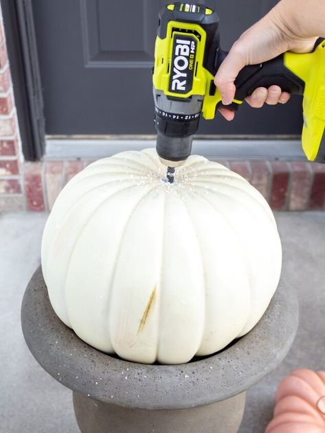 Stacked Pumpkin Topiary, Pumpkin Topiary Diy, Pumpkin Porch Decor, Fall Topiaries, Front Porch For Fall, Love Me Back, Fall Front Porch Decor Ideas, Pumpkin Planter, Large Pumpkins