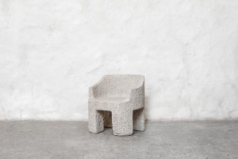 Studio Mumbai / Bijoy Jain - Gandhara Study Bijoy Jain, Stone Chair, Studio Mumbai, House Wall Design, Bamboo Structure, Ceramic Furniture, Concrete Furniture, Diy Cabinets, Take A Seat