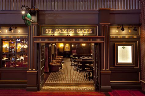 Excellent theme for man cave: irish pub Pub Room Ideas, Pub Interior Ideas, Irish Pub Interior, Basement Pub, Irish Pub Decor, Bars Ideas, Cellar Bar, Dream Restaurant, Pub Party