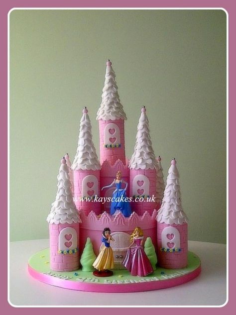 Castle Cake two tier with disney princessess Princess Castle Cakes, Fairy Castle Cake, Cupcakes Princesas, Pink Princess Castle, Bolo Rapunzel, Castle Cakes, Castle Birthday Cakes, Rodjendanske Torte, Princess Castle Cake