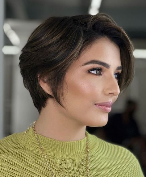 30 Trending Pixie Bob a.k.a. Bixie Haircuts for 2022 - Hair Adviser "bixie" Haircut 2023, Haircuts For Growing Out A Pixie, Short Hair Cuts For Women 2022, Hair Color For Pixie Haircut, Pixie To Bob Transition, Pixie Haircut With Highlights, "bixie" Haircut 2022, Cabelo Pixie Cut, Pixi Haircut