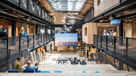 Airbnb unveils new headquarters in a disused Dublin warehouse Usonian House Plans, Headquarters Design, Airbnb Office, Usonian House, Architects Office, Workplace Design, Interior Photography, Dublin Ireland, Architecture Firm