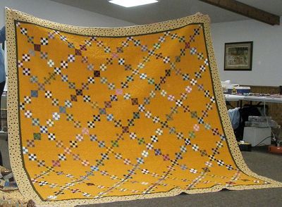 Melva Cheddar Quilts Vintage, Yellowstone Quilt, Cheddar Quilts, Quilt Beginner, Antique Quilts Patterns, Reproduction Quilts, Quilt Board, Quilt Scraps, Fall Quilt Patterns