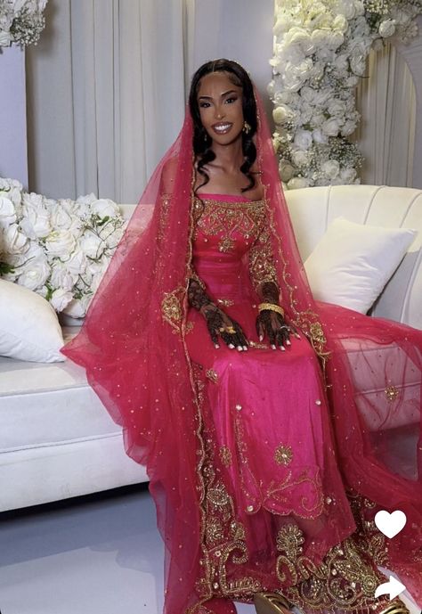 Somali Traditional Dress, Somali Clothes Traditional Dresses, Somali Dirac Wedding, Somali Bridal Dirac, Somali Baati Dress, Somali Wedding Diracs, Somali Clothes, Somali Wedding, Wedding Necessities