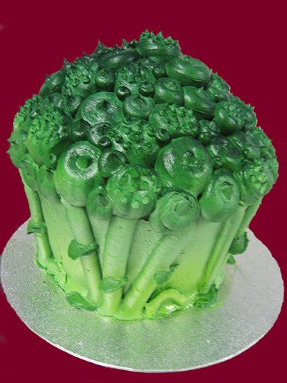 Get one of your 5-a-day with our giant Broccoli cake! All our cupcakes are baked from original recipes using the best locally sourced ingredients. Take a few minutes to follow Johnnie Cupcakes and check out more of our wonderful cakes!  #cupcakes #baking #design #cakedecorating Broccoli Cake Design, Broccoli Cakes, Baking Design, Cake Kids, Giant Cupcakes, Cakes Cupcakes, Birthday Cake Kids, Kids Cake, Original Recipe