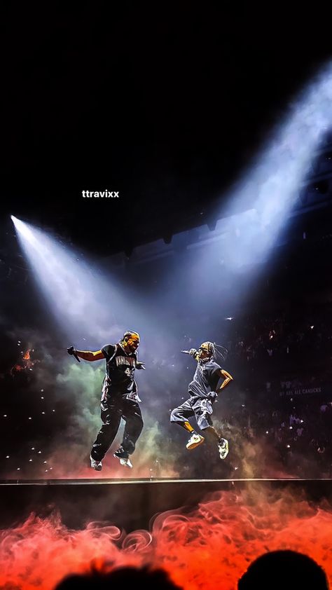 Drake And Travis Scott Wallpaper, Drake Wallpaper, Drake Travis Scott, Travis Scott Concert, Future Concert, Drake Concert, Drake Photos, Drake Drizzy, Hip Hop Wallpaper