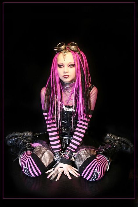 Pink & Black #CyberGothGirl #CyberGoth Cybergoth Fashion, Pink Passion, Skirt Heels, Goth Look, Gothic Vampire, Victorian Goth, Cyberpunk Fashion, Goth Beauty, Dark Makeup