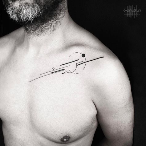 Tattoos Collarbone, Collar Bone Tattoo For Men, Clavicle Tattoo, Art Inspired Tattoos, Golden Arrow, Surreal Tattoo, Bone Tattoos, Shape Tattoo, Muster Tattoos