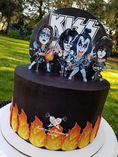 Kiss Cakes Band, Kiss Band Party, Kiss Cakes, Band Cake, Sloth Cakes, Kiss Artwork, Cake Band, Rockstar Birthday, Rock Star Birthday