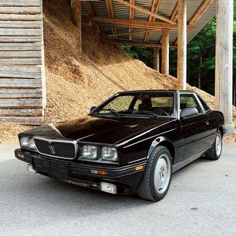 Maserati Biturbo, Vintage Sports Cars, Car Find, Timing Belt, Vintage Sports, Body Style, Maserati, Exterior Colors, Black Interior