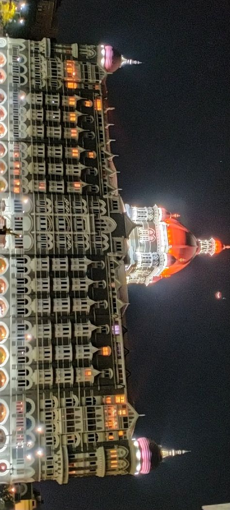 Cst Mumbai Night, Mumbai Aesthetic Night, Juhu Beach Mumbai Night, Mumbai Night Snap, Mumbai City Night, Mumbai Night View, Mumbai Night Snapchat, Mumbai Night Life, Taj Hotel Mumbai