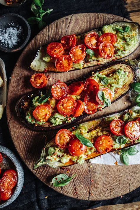 Blistered Tomatoes, Aubergine Recipe, Grilled Eggplant, Smashed Avocado, Eggplant Recipes, Tomato Recipes, Clean Eating Snacks, Veggie Recipes, Vegetable Recipes