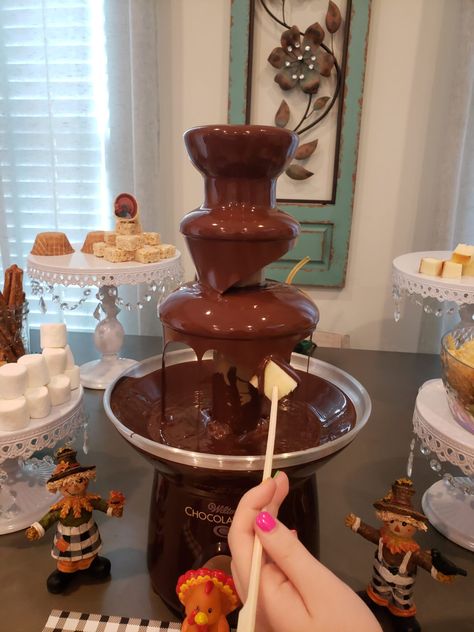 The Epic Chocolate Fountain for a tastier holiday ⋆ malarkey Chocolate For Chocolate Fountain, Chocolate Fountain Recipe, Bus Appreciation, Chocolate Fountain Wedding, Chocolate Fountain Bar, Chocolate Fountain Recipes, Fountain Wedding, Chocolate Fondue Fountain, Chocolate Fountain