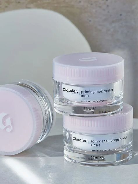 Moisturizing Face Cream: Priming Moisturizer Rich | Glossier Beauty Hacks That Actually Work, Priming Moisturizer, Nighttime Skincare, Sleeping Room, Cream Face, Moisturizing Face Cream, Glow Skin, Dark Circle, Hair Nails