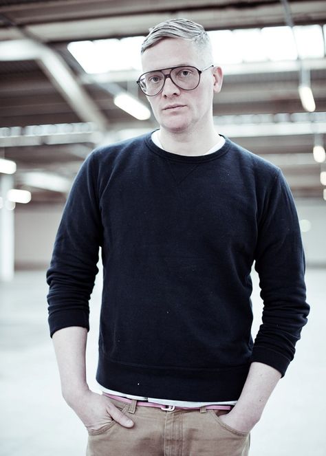 giles deacon Giles Deacon, Gwendoline Christie, Fashion Music, Declaration Of Independence, Inspirational Women, Music Art, Pop Culture, Men Sweater, Take That