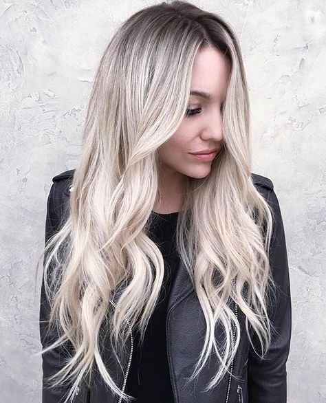 Root Stretch, Hair Extension Brands, Perfect Blonde, Natural Human Hair, Dark Blonde Hair, Flat Hair, Celebrity Hair Stylist, Artistic Hair, Real Human Hair