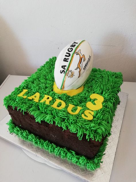 Rugby theme cake Rugby Birthday Party Ideas, Rugby Cakes For Boys, Rugby Cake Ideas, Rugby Birthday Cake, Rugby Themed Cakes, 21st Birthday Cake For Guys, Rugby Party, Rugby Birthday, Rugby Cake