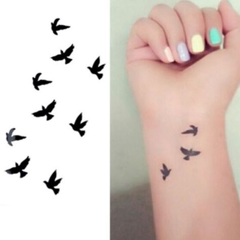 Stickers Makeup, Small Feminine Tattoos, Peace Tattoo, Peace Tattoos, Dove Tattoos, Petit Tattoo, Dove Tattoo, Tattoo Zeichnungen, Small Meaningful Tattoos