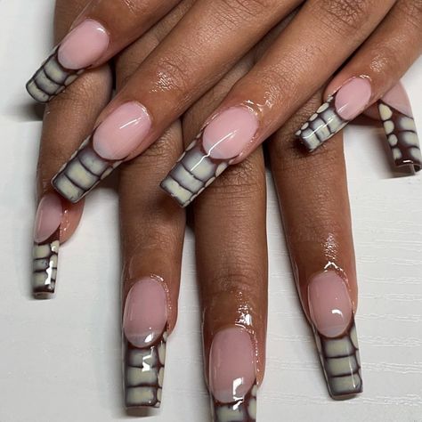 Crocodile Nails, Shiny Nails Designs, Almond Shape Nails, Glow Nails, French Acrylic Nails, Dope Nail Designs, Nails Only, Brown Nails, Fire Nails